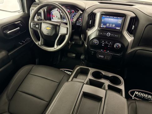 Used 2021 Chevrolet Silverado 1500 W/T w/ WT Value Package AWD/4WD image 31