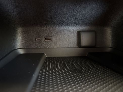 New 2026 Chevrolet Traverse LT w/ Driver Confidence Package image 30