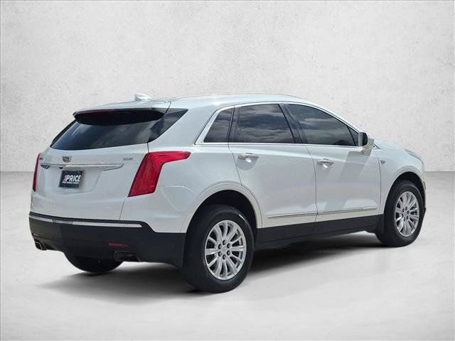 Used 2017 Cadillac XT5 FWD image 5