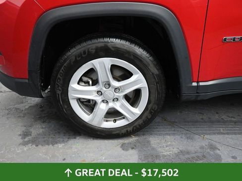 Used 2023 Jeep Compass Sport image 14