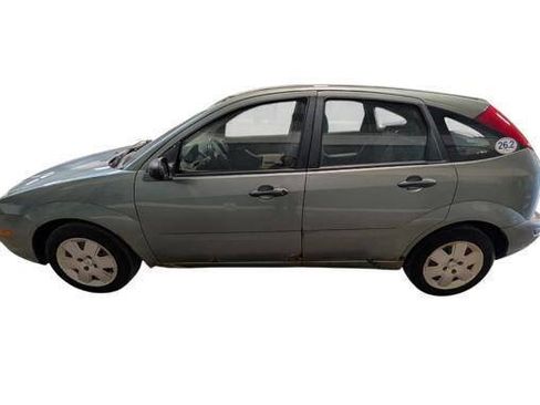 Used 2006 Ford Focus S FWD image 2