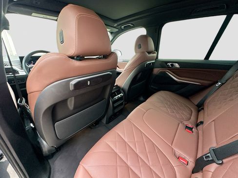 Used 2024 BMW X5 sDrive40i w/ Parking Assistance Package image 27