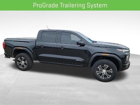 Used 2023 GMC Canyon AT4 w/ AT4 Premium Package AWD/4WD image 22