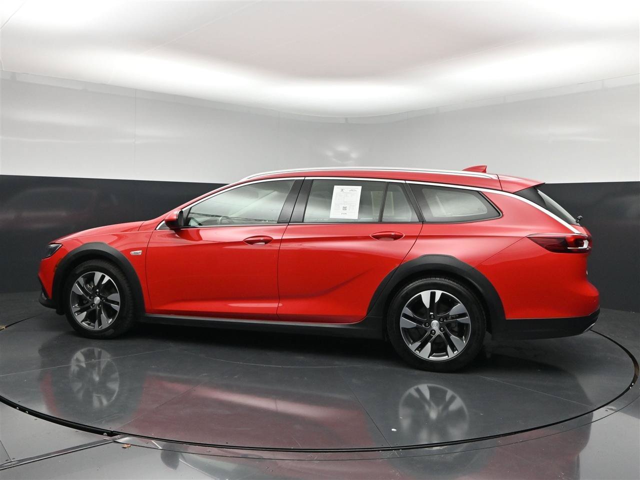 Used 2018 Buick Regal Preferred w/ Sights and Sounds Package AWD/4WD image 8