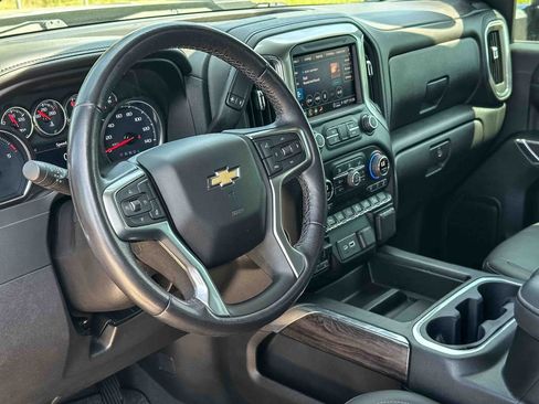 Used 2022 Chevrolet Silverado 2500 LTZ w/ LTZ Texas Edition AWD/4WD image 12