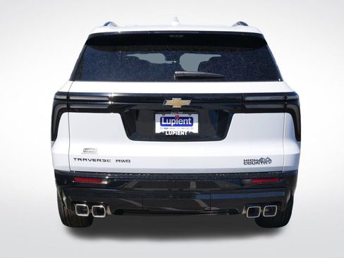 New 2026 Chevrolet Traverse High Country w/ LPO, Floor Liner Package AWD/4WD image 5