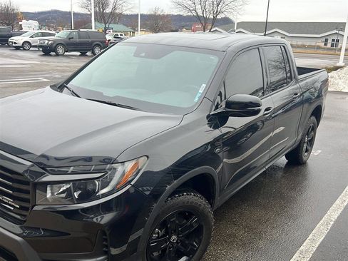 Used 2023 Honda Ridgeline Black Edition image 9