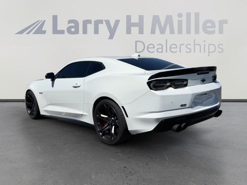 Used 2022 Chevrolet Camaro SS image 3