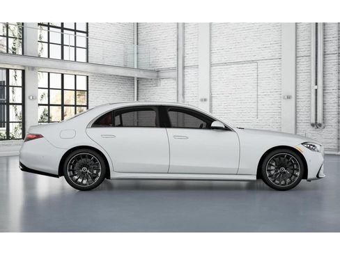 New 2026 Mercedes-Benz S 580 4MATIC Sedan image 2
