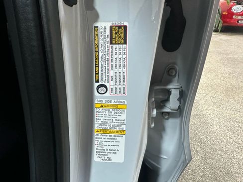 Used 2022 Mitsubishi Eclipse Cross SE image 54