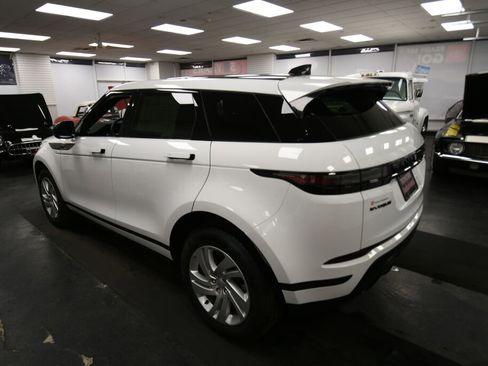 Used 2024 Land Rover Range Rover Evoque S AWD/4WD image 5