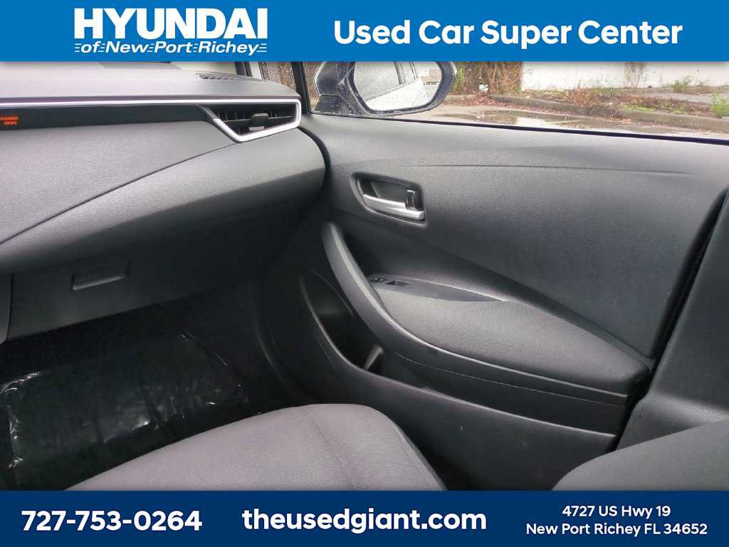 Used 2020 Toyota Corolla LE w/ LE Premium Package FWD image 16