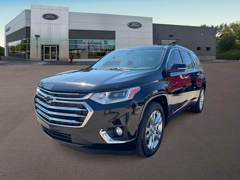 Used 2020 Chevrolet Traverse High Country w/ LPO, Floor Liner Package AWD/4WD image 1