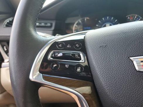 Used 2020 Cadillac Escalade Premium Luxury AWD/4WD image 22