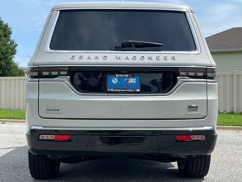 Used 2022 Jeep Grand Wagoneer Series II w/ Flexible Seating Group AWD/4WD image 6