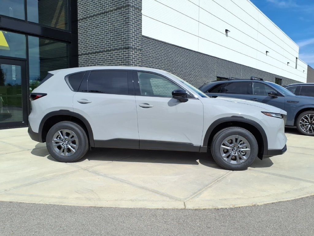 New 2026 MAZDA CX-5 Select AWD/4WD image 8