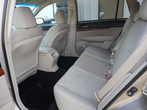 Used 2014 Subaru Outback 2.5i Premium image 49