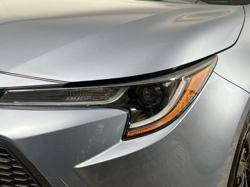 Used 2022 Toyota Corolla LE FWD image 12
