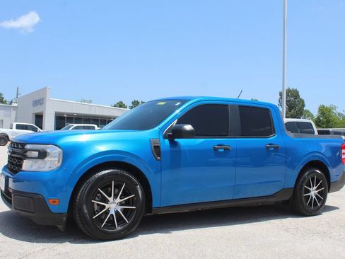 Used 2022 Ford Maverick XL w/ Equipment Group 100A Standard AWD/4WD image 2