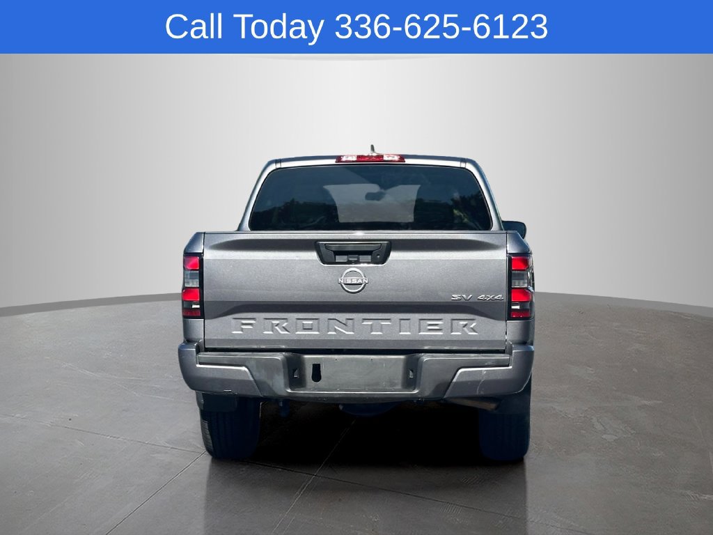 Used 2022 Nissan Frontier SV AWD/4WD image 4