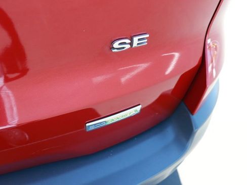 Used 2019 Ford EcoSport SE w/ SE Convenience Package image 7