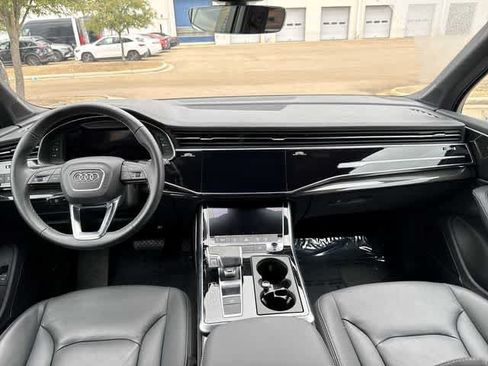 Used 2025 Audi Q7 3.0T Premium Plus AWD/4WD image 14