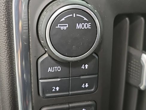 Used 2021 Chevrolet Silverado 1500 RST AWD/4WD image 31