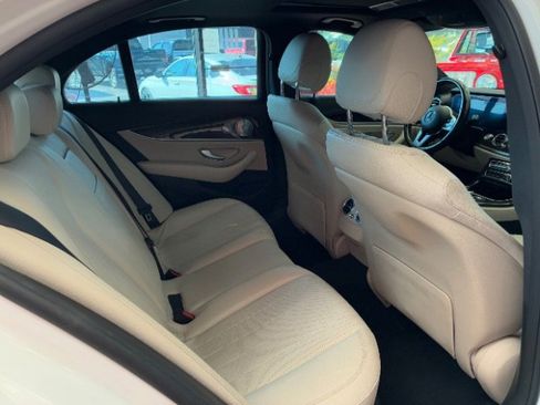 Used 2020 Mercedes-Benz E 350 Sedan image 37