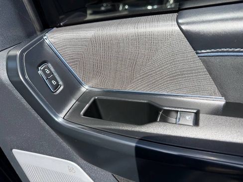 Used 2025 Ford F250 Platinum AWD/4WD image 62