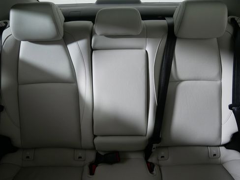 Used 2021 MAZDA MAZDA3 2.5 Turbo Sedan w/Premium Plus image 13