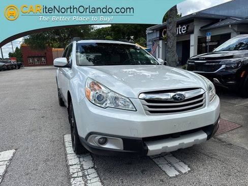 Used 2012 Subaru Outback 3.6R Limited w/ Moonroof Pkg AWD/4WD image 1