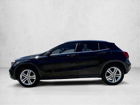 Used 2019 Mercedes-Benz GLA 250 image 6