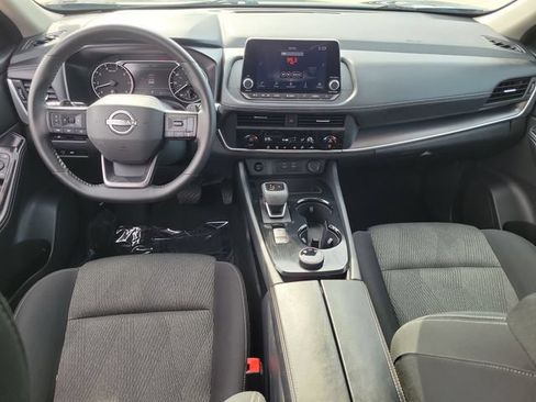 Used 2025 Nissan Rogue SV AWD/4WD image 22