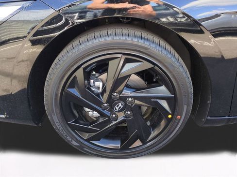New 2026 Hyundai Elantra SEL Sport image 11