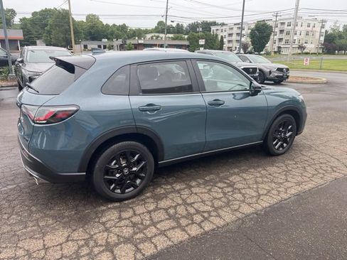 Used 2025 Honda HR-V Sport image 21