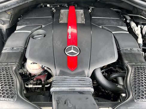 Used 2019 Mercedes-Benz GLE 43 AMG 4MATIC Coupe w/ Premium 3 Package image 33
