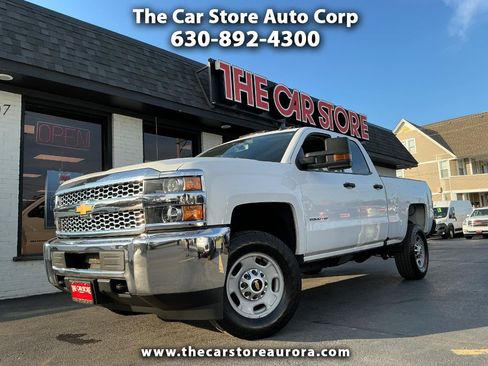 Used 2019 Chevrolet Silverado 2500 W/T AWD/4WD image 1