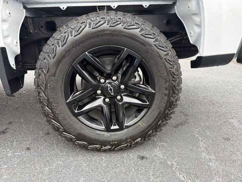 New 2026 Chevrolet Silverado 1500 Custom Trail Boss image 26