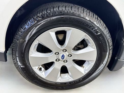 Used 2012 Subaru Outback 2.5i Limited image 39