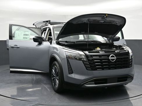 New 2026 Nissan Pathfinder Platinum image 38