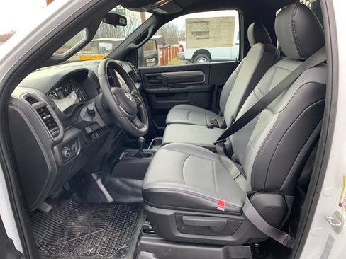 Used 2024 RAM 3500 Tradesman AWD/4WD image 3