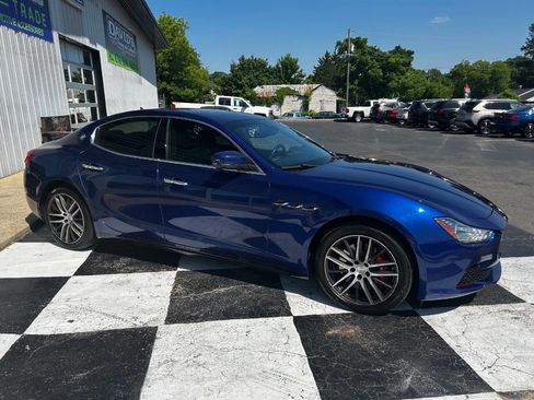 Used 2017 Maserati Ghibli S RWD image 3