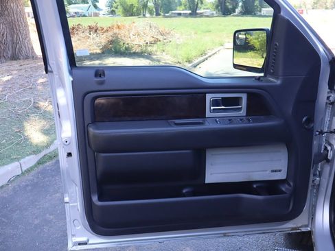 Used 2013 Ford F150 Platinum AWD/4WD image 23
