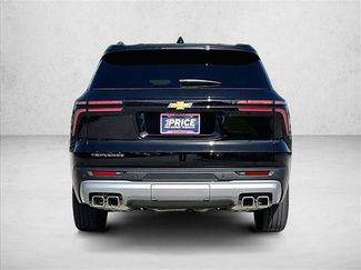 Used 2025 Chevrolet Traverse LT FWD video 4