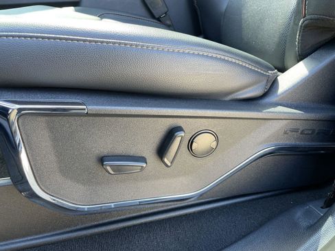 Used 2024 Ford F250 Lariat w/ Lariat Ultimate Package image 12