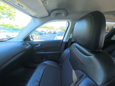 Used 2021 Jeep Compass Trailhawk AWD/4WD image 28