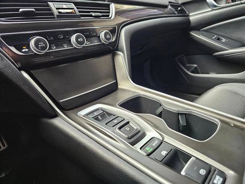 Used 2022 Honda Accord Sport image 21