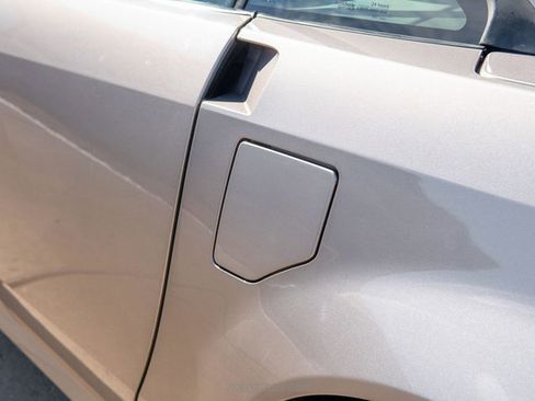 Used 2004 Cadillac XLR image 90