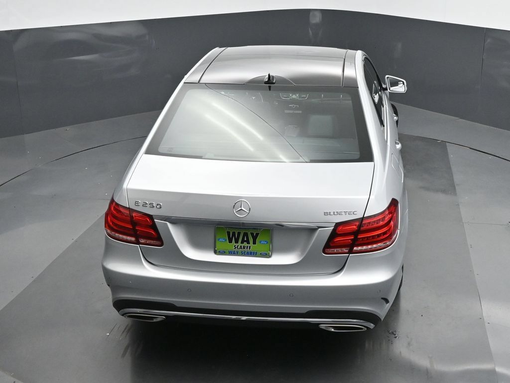 Used 2014 Mercedes-Benz E 250 BlueTEC Sedan image 40