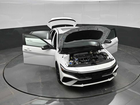 New 2026 Hyundai Elantra SEL Sport FWD image 45